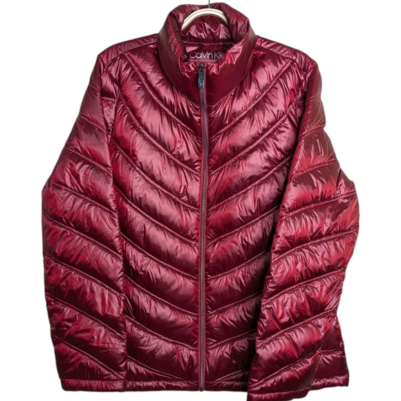 NWOT Calvin Klein Quilted Puffer Jacket Red XL Premium Down Packable Zipper Ligh - Picture 1 of 10
